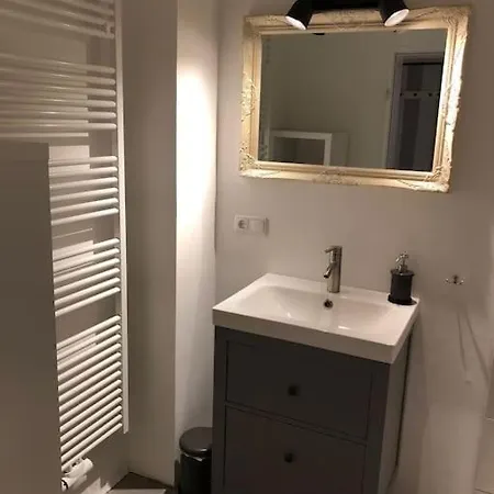 Kreutzer Apartment